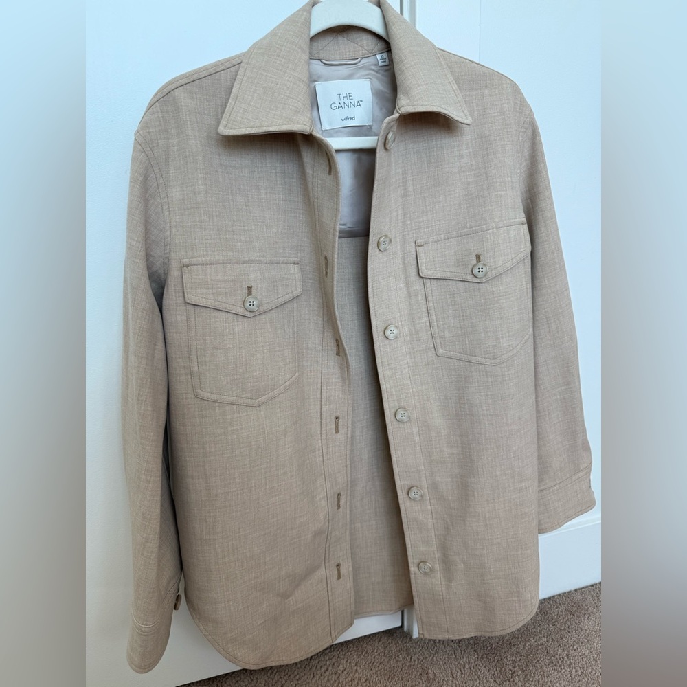 Aritzia Wilfred Beige - The Ganna Shirt Jacket-BRAND NEW